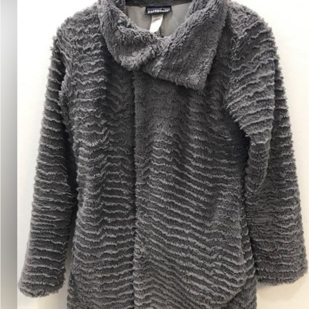 Patagonia Gray Faux Fur Pelange Jacket in XS
